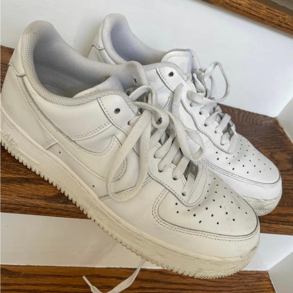 Nike Air Force 1 sneaker